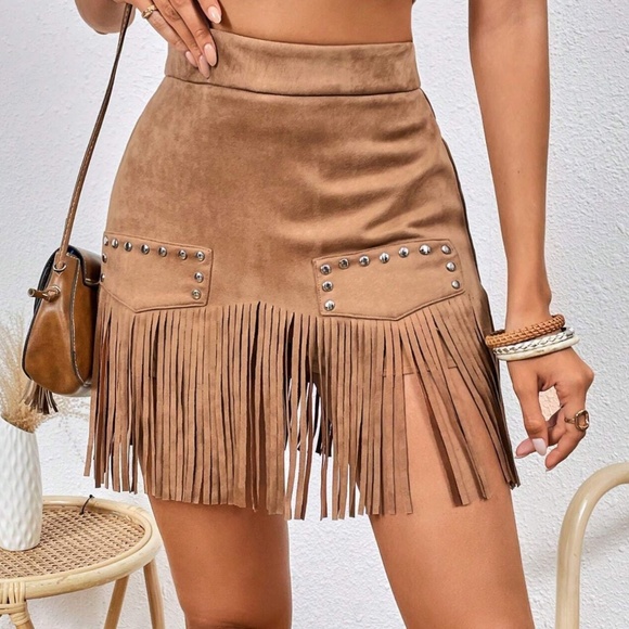 Western Fringe Hem Studded Mini Skirt - Picture 7 of 10